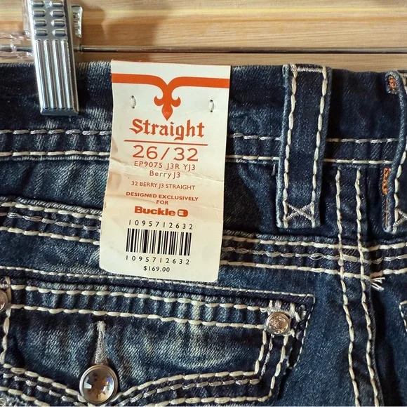 NWT Rock Revival J6 Berry Straight Leg Sz 26 - Picture 5 of 5